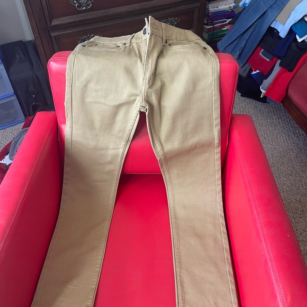 Levi’s khaki pants